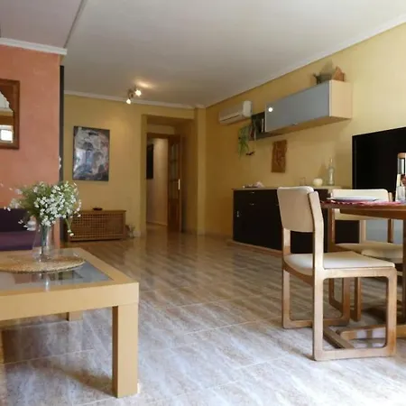 Large Duplex Penthouse 3 Minutes From The *