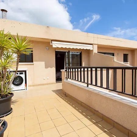 Large Duplex Penthouse 3 Minutes From The Apartment *